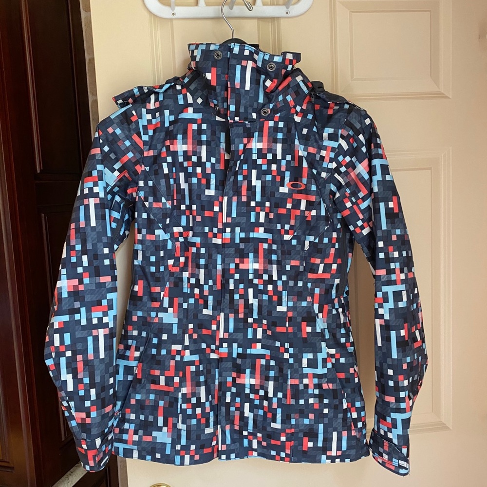 NWT Oakley Womens Ski Jacket Small